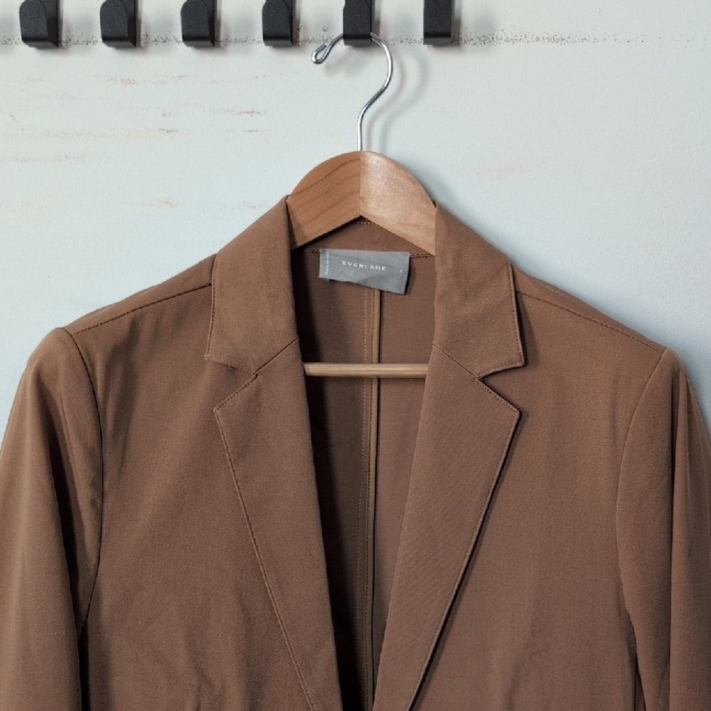 Everlane Elegant Tan Blazer